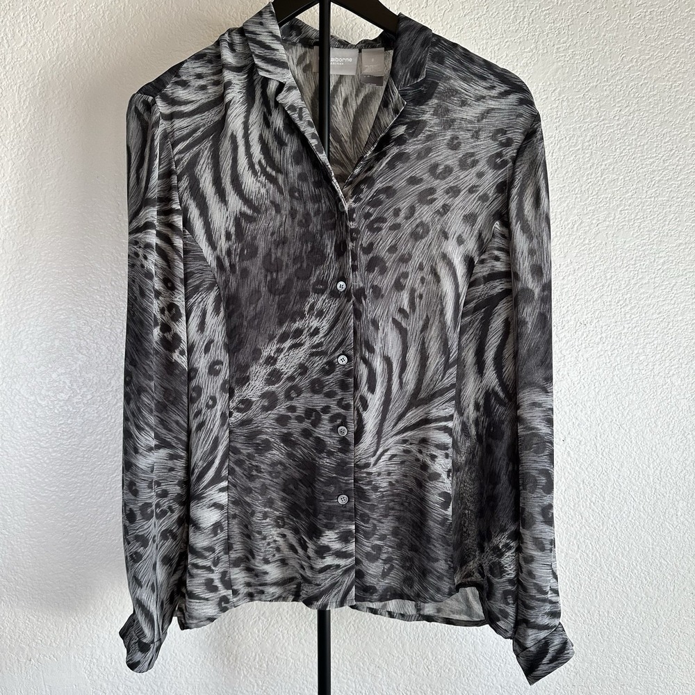 Women's Liz Claiborne Button Up Shirt,  Animal Print, Grey, Long Sleeve, Size‎ 8